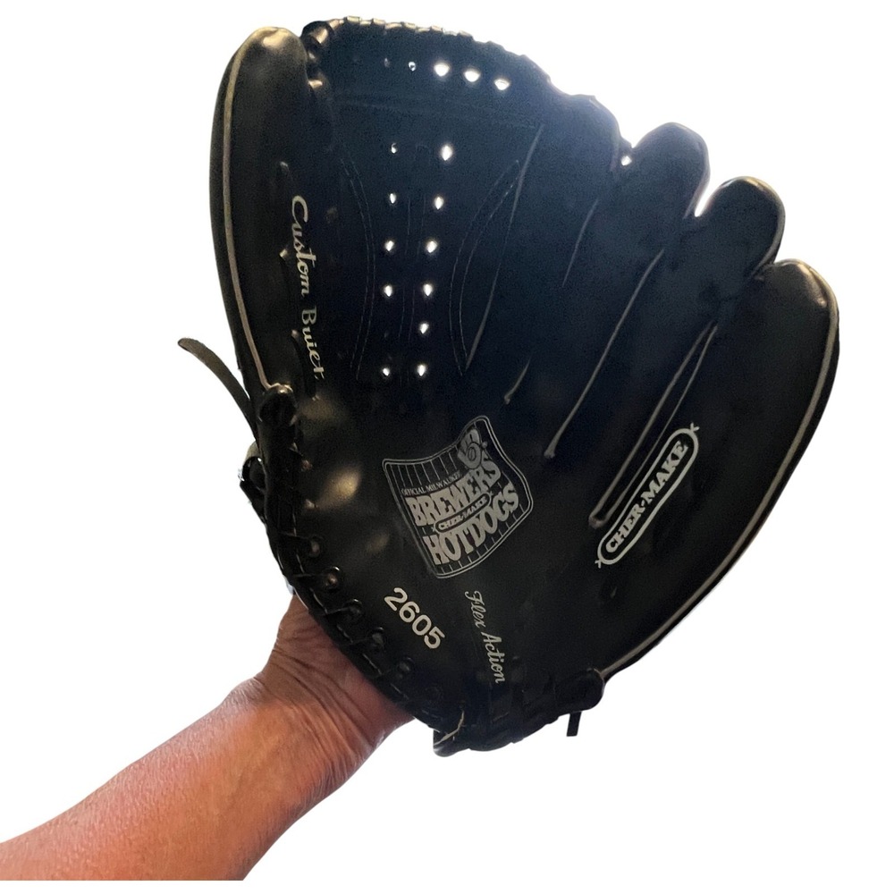 1980's Milwaukee Brewers Paul Molitor 2605 Baseball Glove CHER-MAKE Hot Dogs MLB